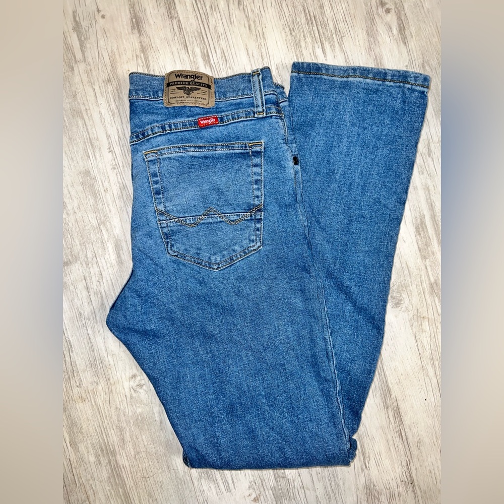 Wrangler slim straight jeans 30x30